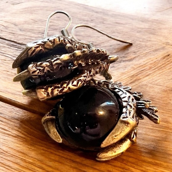 Dragon Claw Earrings DND player Gothic - Picture 6 of 15